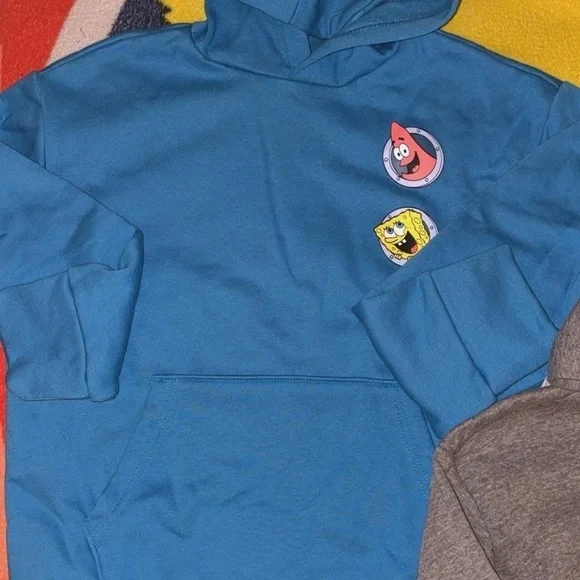 BNWOT Old Navy Licensed Hoodies - Picture 6 of 6